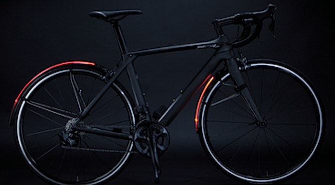 Read more about the article ロードバイク用の光るフェンダー「TOPEAK DeFender iGlow X」