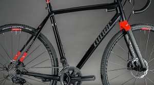 Read more about the article NINERのオールロードマウンテンバイク「RLT9」にブラック＆レッドが登場