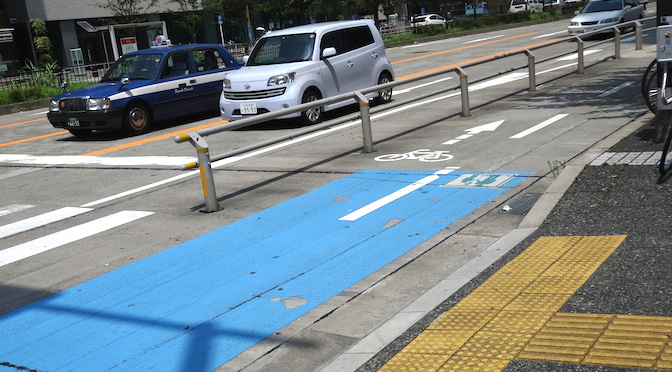 Read more about the article 「自転車の通行環境は車道か歩道か」という議論は本質から外れているような気がする