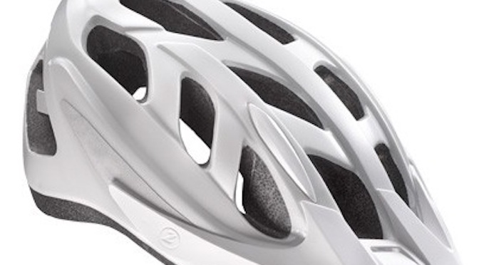 Read more about the article お手頃価格のスポーツサイクル用ヘルメット「LAZER CYCLONE」