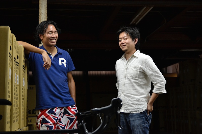 ROCKBIKESの西山直人さん（右）と吉江章光さん（左）