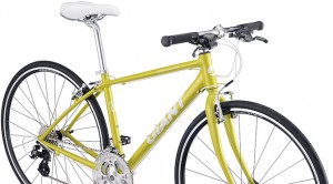 Read more about the article 定番クロスバイクGIANT ESCAPE R 3とLiv FREEDAの2016年モデルが登場