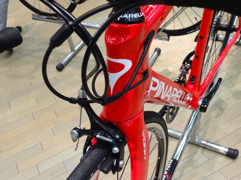 ピナレロ2016年モデル:DOGMA F8のシルエットと思想を受け継いだ ピナレロ2016年モデル:DOGMA F8のシルエットと思想を受け継いだ