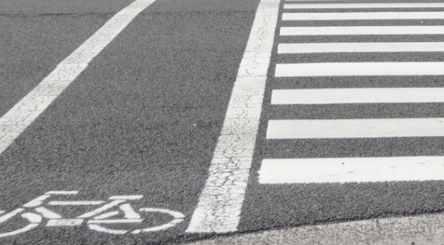 Read more about the article ここが謎だよ道交法＆道路構造!? 歩車分離の交差点に自転車横断帯があったら……