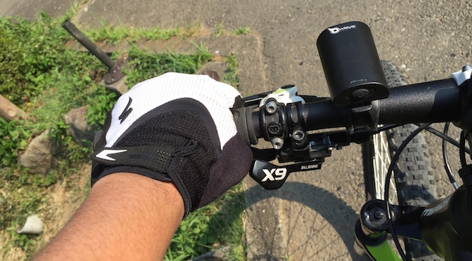Read more about the article [ロードバイク]自転車に乗るときグローブを着用する理由[MTB]