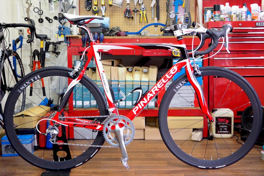 SIXTH COMPONENTS CHARIS on PINARELLO