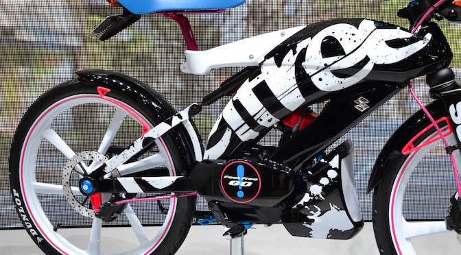 Read more about the article 東京モーターショー2015 スズキ編：原動機付自転車はふたたび「自転車」を目指す