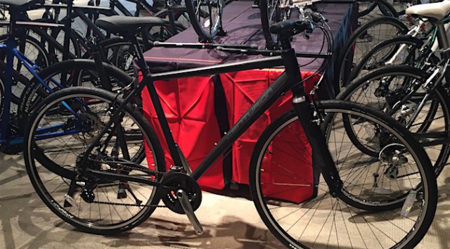 Read more about the article CENTURION 2016年モデル：お手頃価格のクロスバイク「CROSSLINE 30 RIGID」