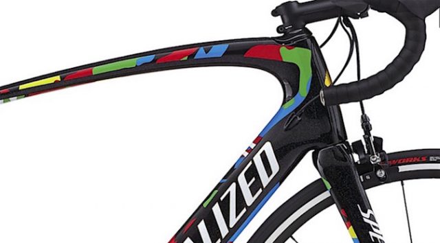 Read more about the article SPECIALIZED 2017年モデル：アルカンシェルをあしらった3つのサガンレプリカ