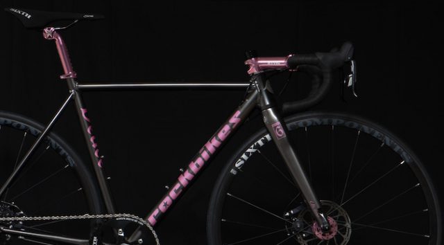 Read more about the article ROCKBIKES 2017年モデル：1×11のディスクロード「DEUCE phase2」製品写真