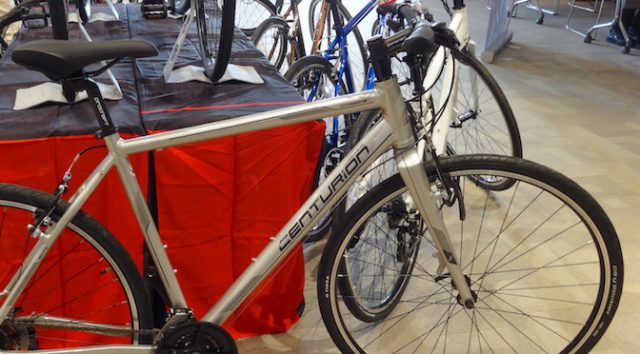 Read more about the article シンプルだけど使い勝手の良いCENTURIONのクロスバイク「CROSSLINE 30 RIGID」