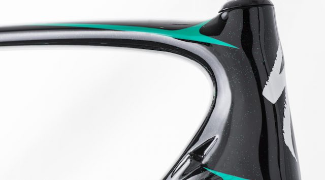 Read more about the article 「ボーラ・ハンスグローエ」カラーのSPECIALIZED「S-WORKS TARMAC」が40本限定で登場