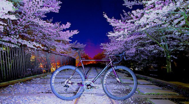 Read more about the article ROCKBIKES SPITFIRE、今度のカラーは「Amethyst」