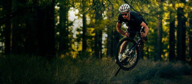 Read more about the article SPECIALIZEDがオープンロード・ジオメトリー採用の「DIVERGE」2018年モデルを発表