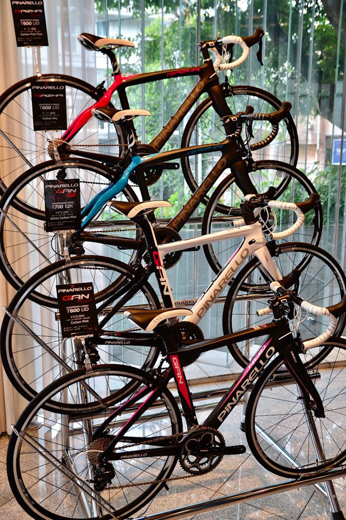 PINARELLO 2018年モデル：日本専用カラーもあるエントリー・カーボン
