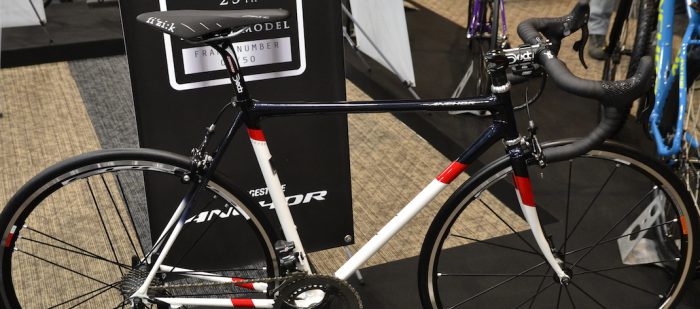 BRIDGESTONE ANCHOR 2018年モデル：ネオコットクロモリフレーム採用の