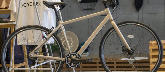 Read more about the article BRI-CHAN：スマートかつクリーンな内装変速＋ベルトドライブのクロスバイク