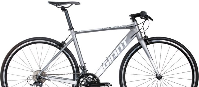 Read more about the article GIANT 2019年モデル：帰ってきた!? エアロデザインのフラットバーロードバイク「FORMA」
