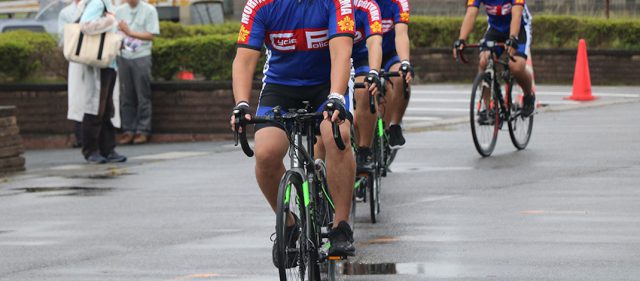 Read more about the article GIANTが滋賀県守山警察署の「サイクルポリス」にロードバイクを寄贈
