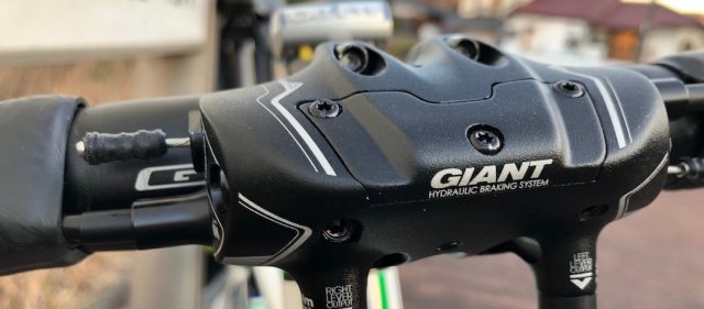 Read more about the article 10万円グラベルロード「GT GRADE ALLOY CLARIS」を油圧式ディスクブレーキにしたい（導入編）