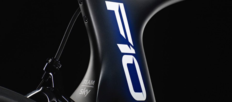 Read more about the article PINARELLOがDOGMA F10シリーズの”Team Sky 2019″カラーを発表