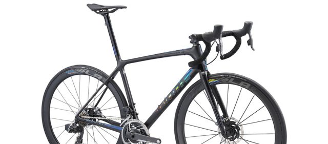投稿についてもっと詳しく GIANTがSRAM RED eTAP AXSを搭載した「TCR ADVANCED SL DISC RED」を発売