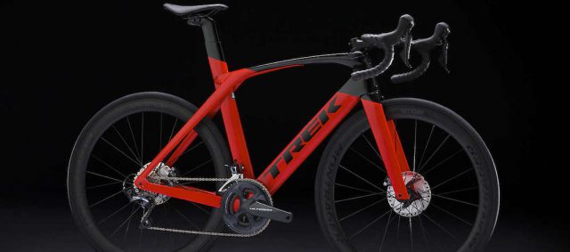 Read more about the article TREKのエアロロード「Madone」にミドルグレードのディスクブレーキモデル「Madone SL 6 Disc」が登場