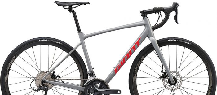 GIANT 2020年モデル：ワイドなタイヤで快適性を高めたロードバイク