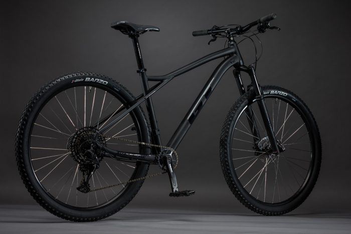 GT 「ジーティー」 AVALANCHE EXPERT 2020年モデル マウンテンバイク