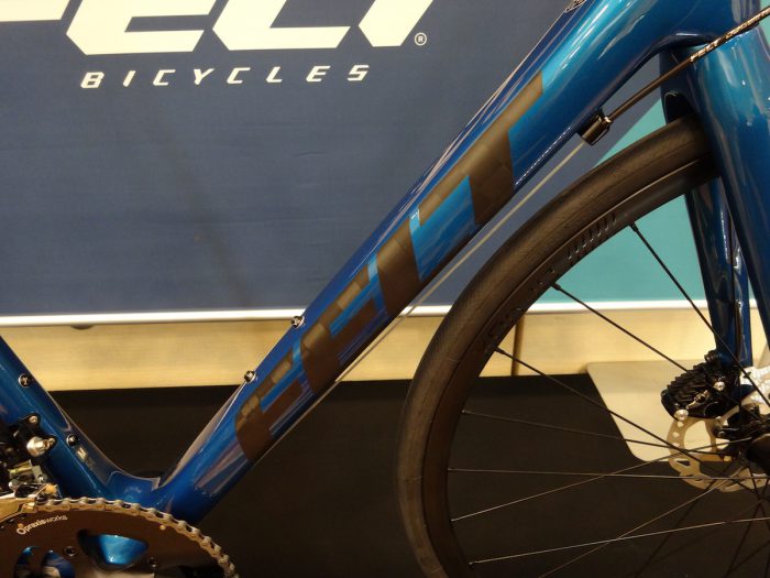 FELT (フェルト) AR | Advanced | Ultegra Di2 2021年モデル 超
