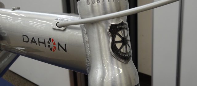 Read more about the article DAHON 2020年モデル：ポリッシュカラーが追加された軽量・シンプルな「Dove Plus」