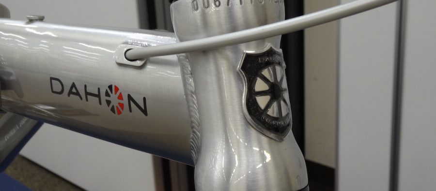 Read more about the article DAHON 2020年モデル：ポリッシュカラーが追加された軽量・シンプルな「Dove Plus」
