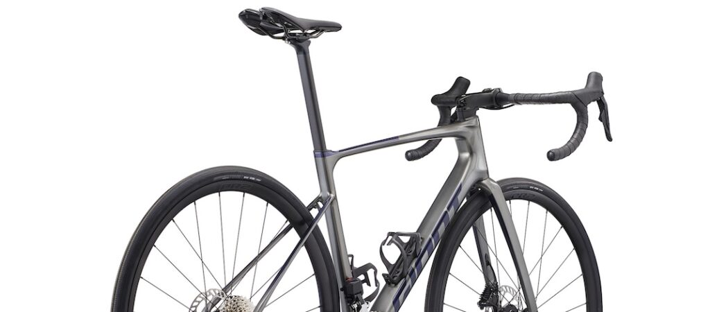 最終値下げ(引取限定)GIANT ロードバイク グレー Defy Shimano 最終値下げ(引取限定)GIANT ロードバイク グレー Defy Shimano